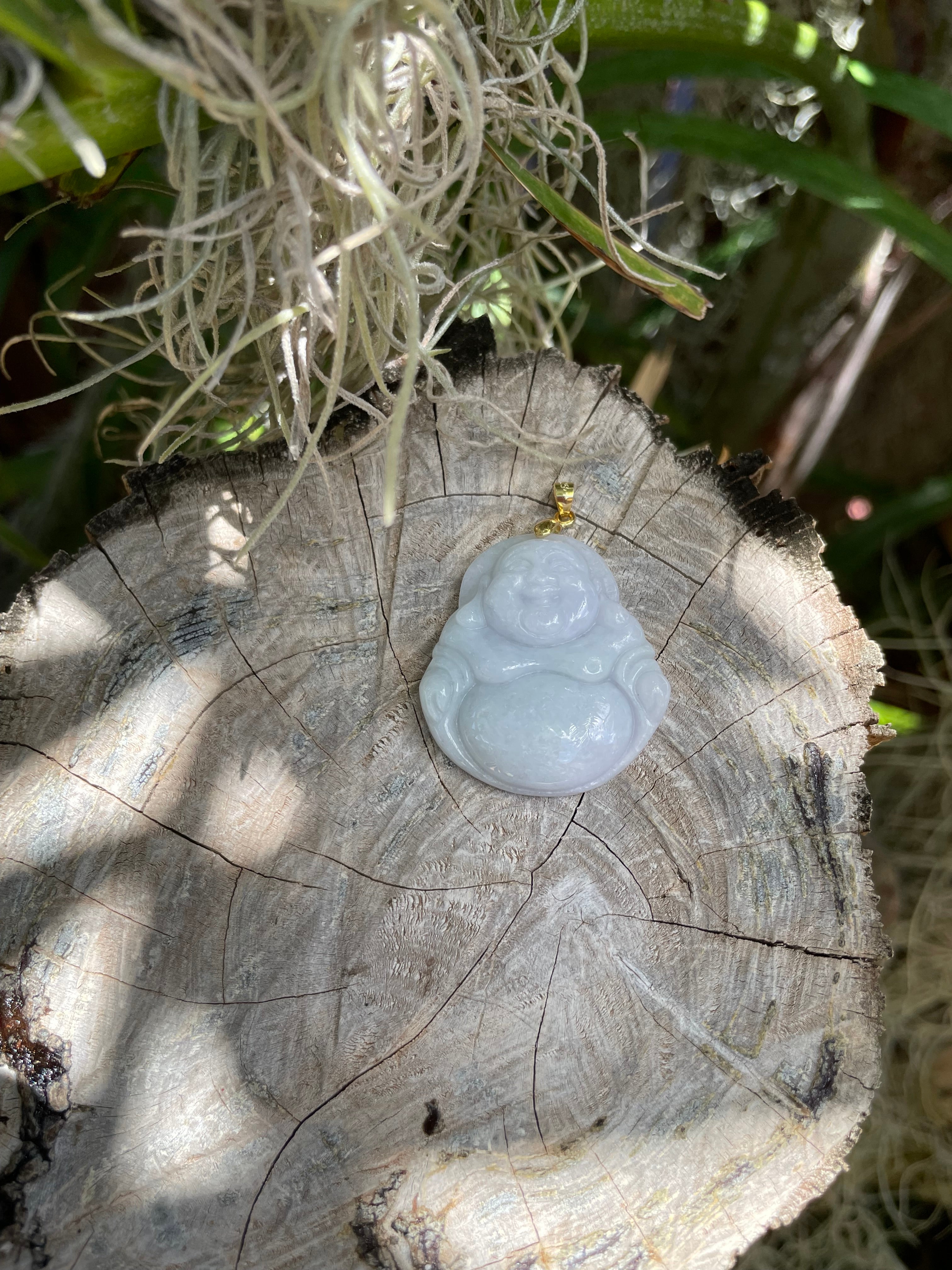 Light Green Jade Buddha Pendant