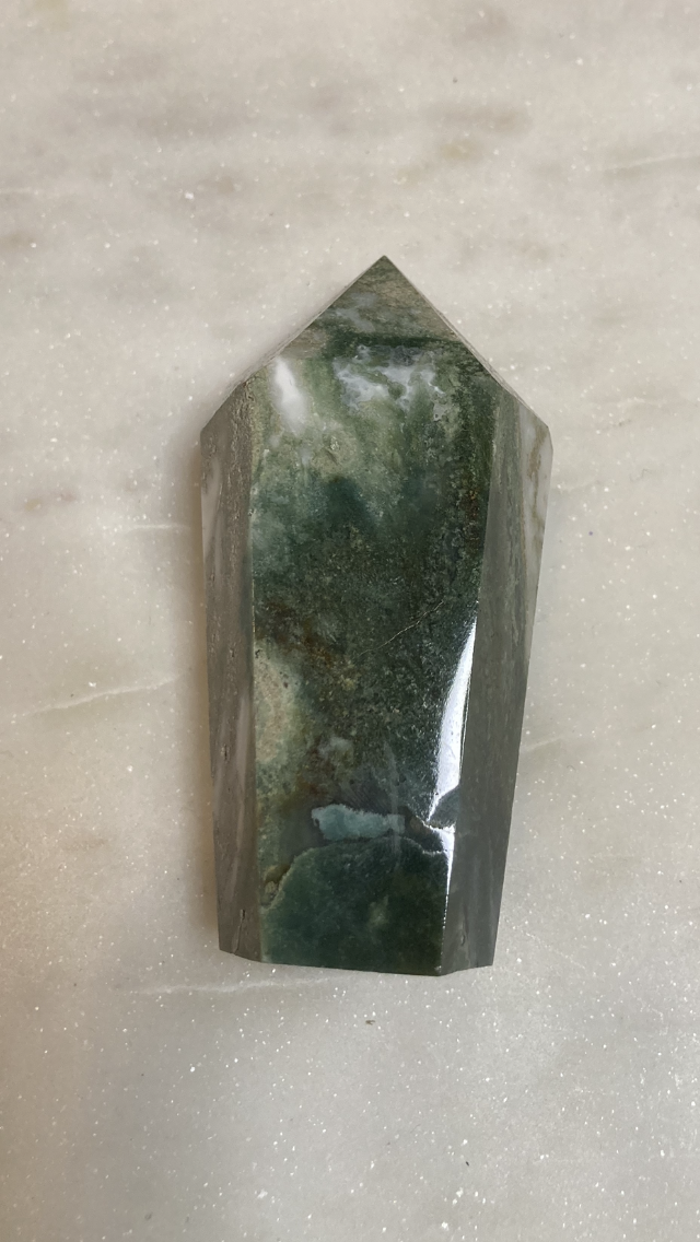 Moss Agate Cupcake Point